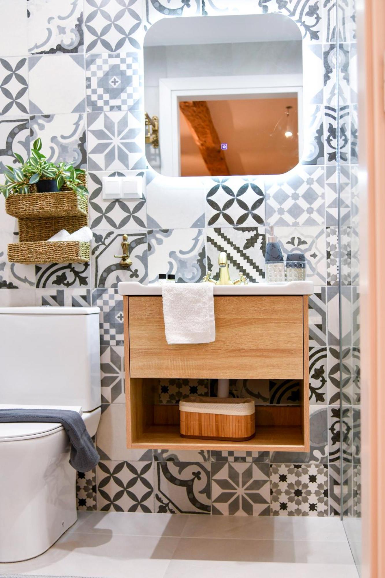 Captain Theo'S Modern Apartment Maria Лефкими Екстериор снимка